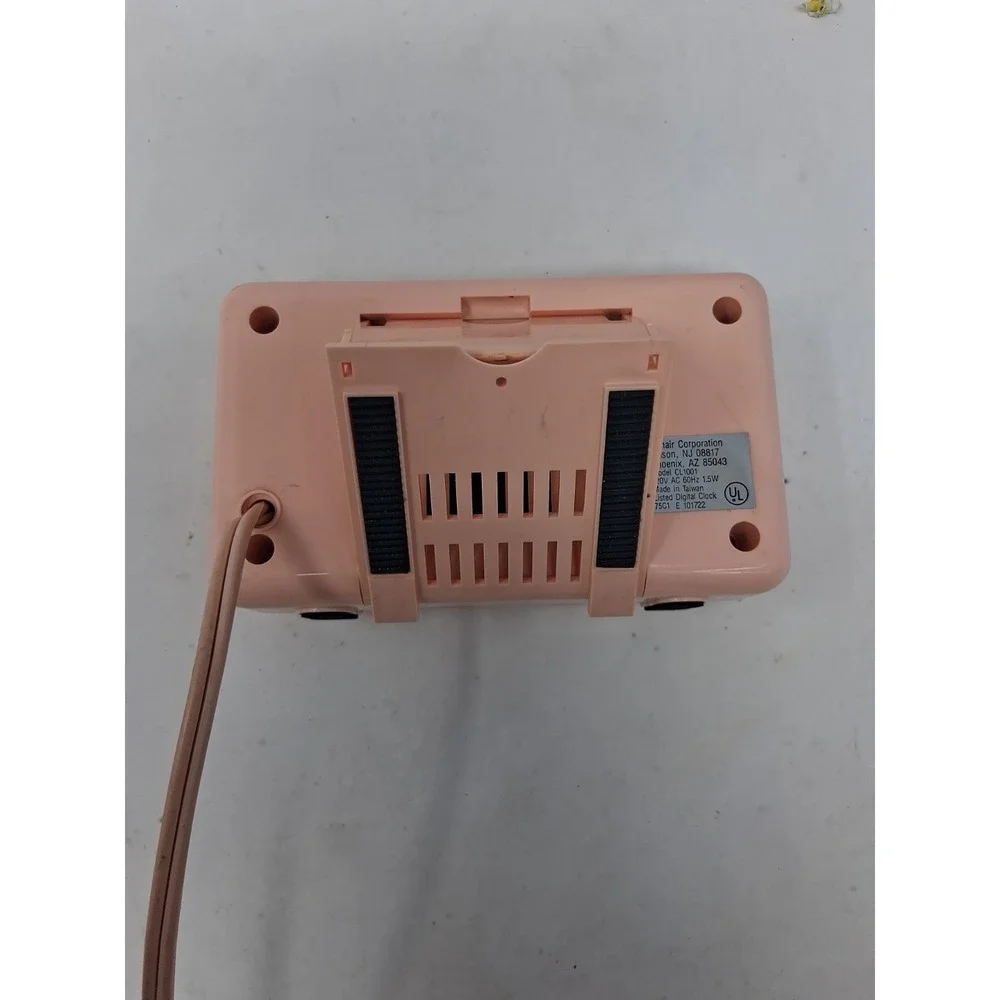 Vintage 80's Conair Kick-Standing Digital Alarm Clock Pink Peach Retro Works